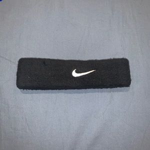 Black Nike headband